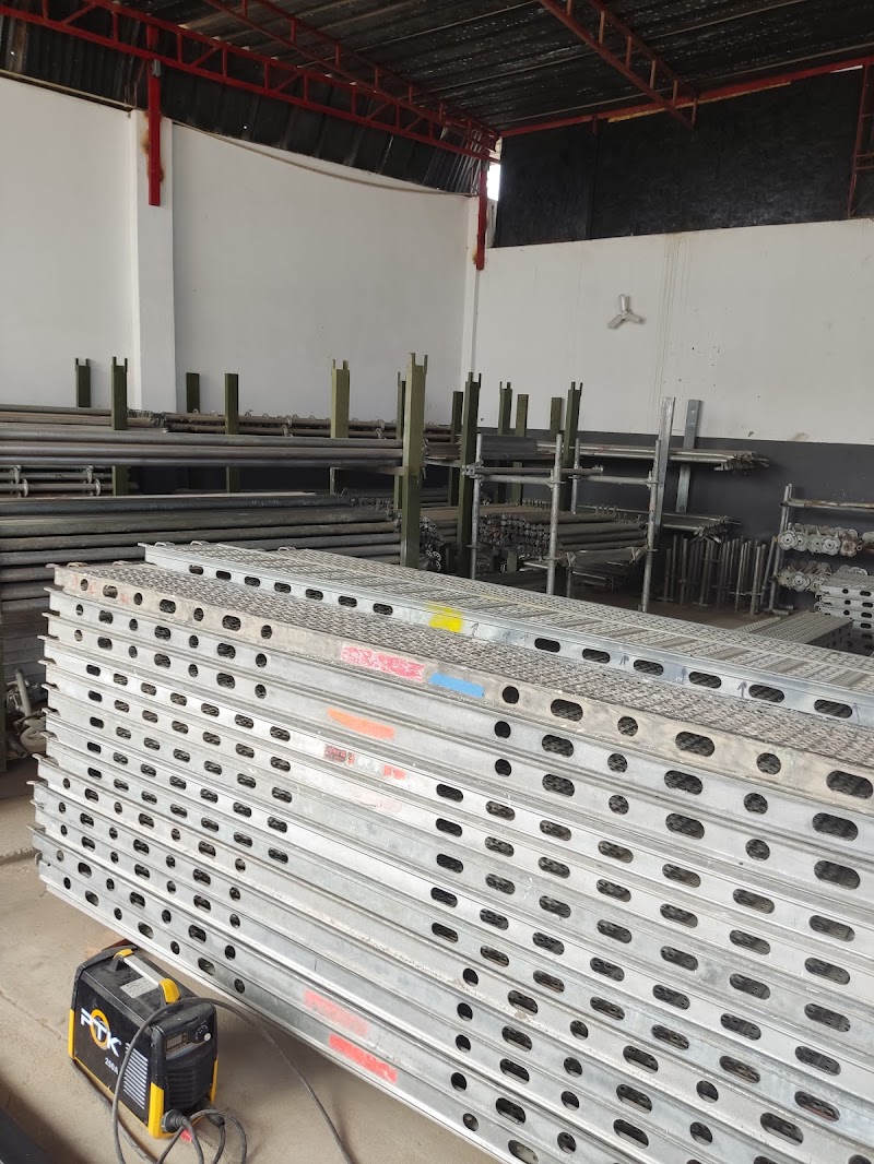 BISERNOR - Alquiler y venta de andamios certificados - foto 1